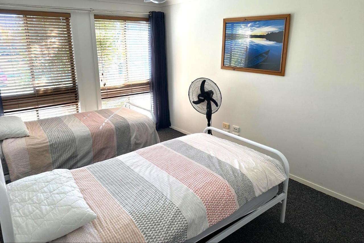 Lake House On Elouera - Linen Not Included Forster Exterior foto